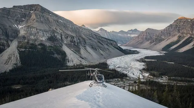 Helicopter tours near Banff: why they take off outside the park