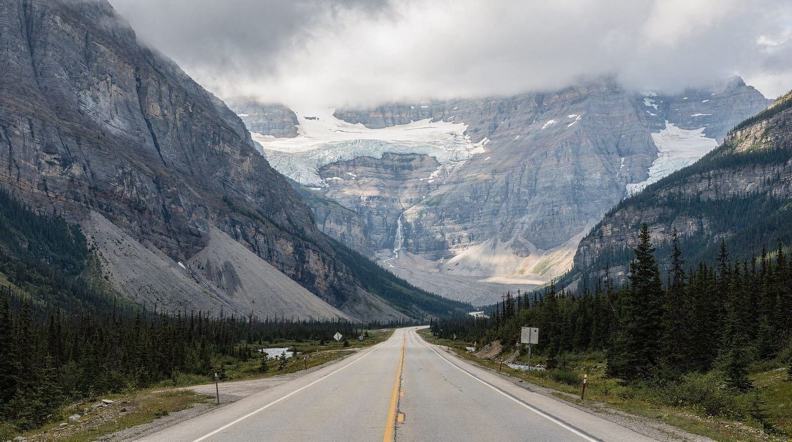The Icefields Parkway: the complete guide