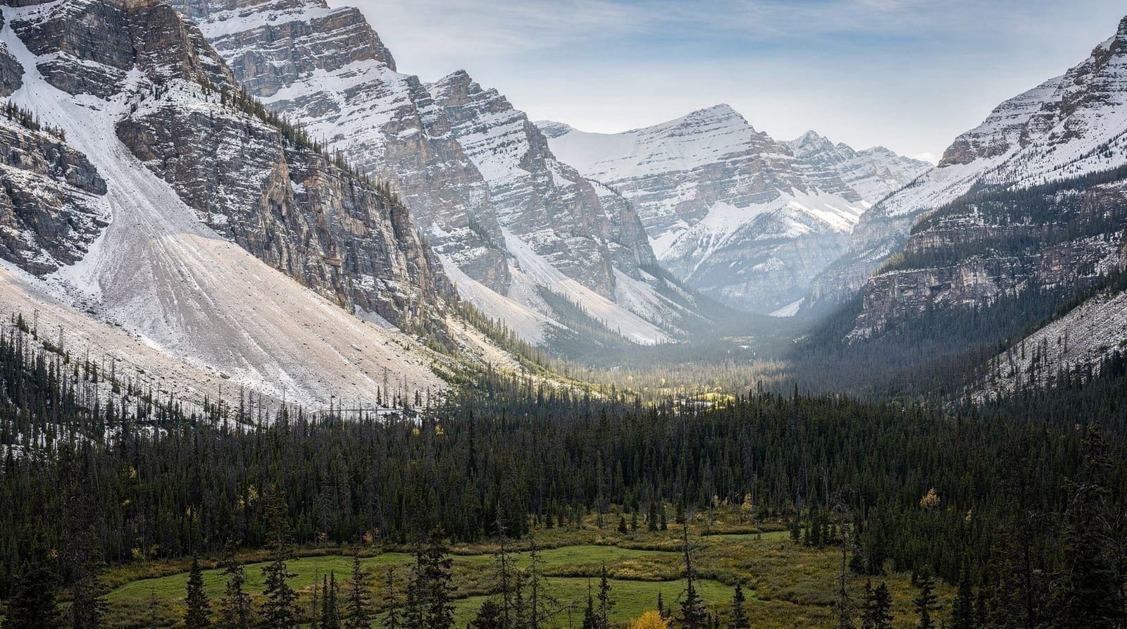 Summer vs winter in Banff: which season fits your trip